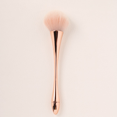 Rose Gold Beauty Care Face Makeup Brush Fluffy And Dense Head For Women